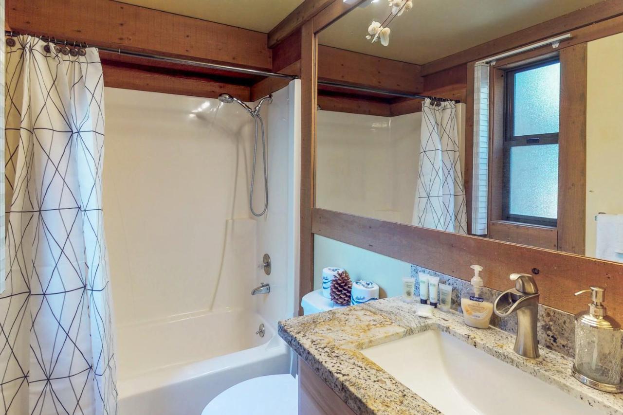 Starry Aspen Grove Hotel Truckee Bagian luar foto